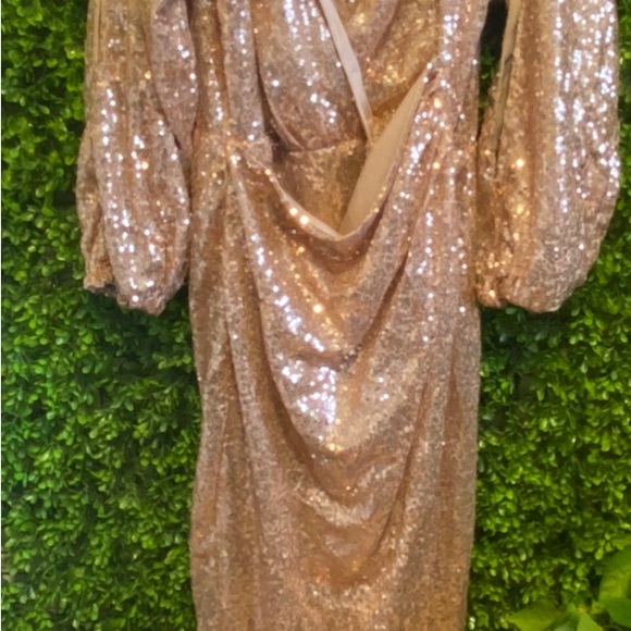 Used - Picture 1 of 2